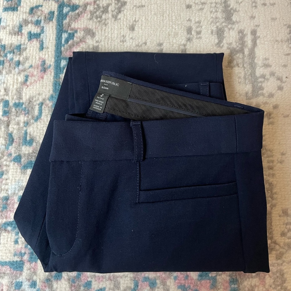 BRAND NEW WITHOUT TAGS ANN TAYLOR SLOAN PANTS! size 2
